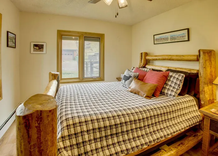 Mtn-view Deck & Fire Pit! 2-cabin Retreat In * Cody