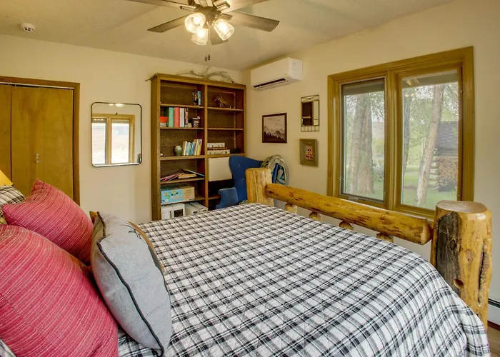 Mtn-view Deck & Fire Pit! 2-cabin Retreat In Ferienhaus