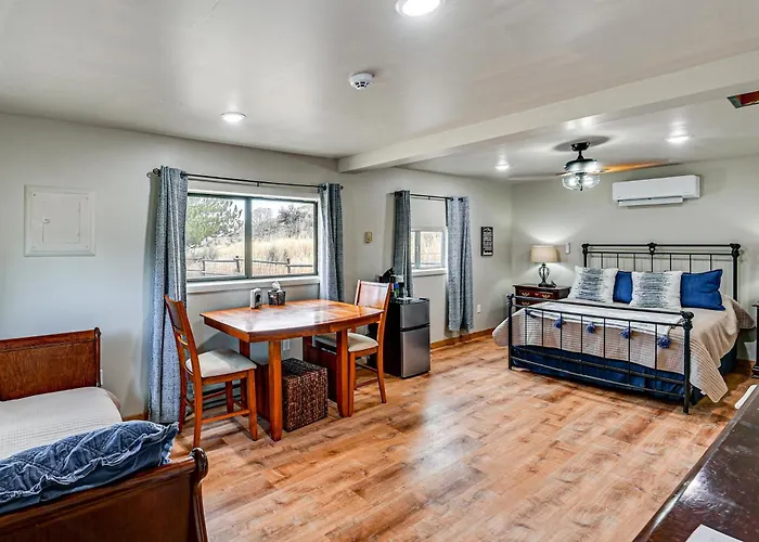 Mtn-view Deck & Fire Pit! 2-cabin Retreat In * Cody