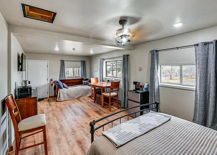 Mtn-view Deck & Fire Pit! 2-cabin Retreat In Ferienhaus
